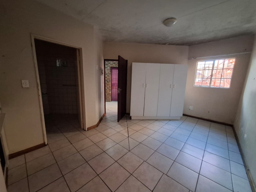 1 Bedroom Property for Sale in Willows Free State